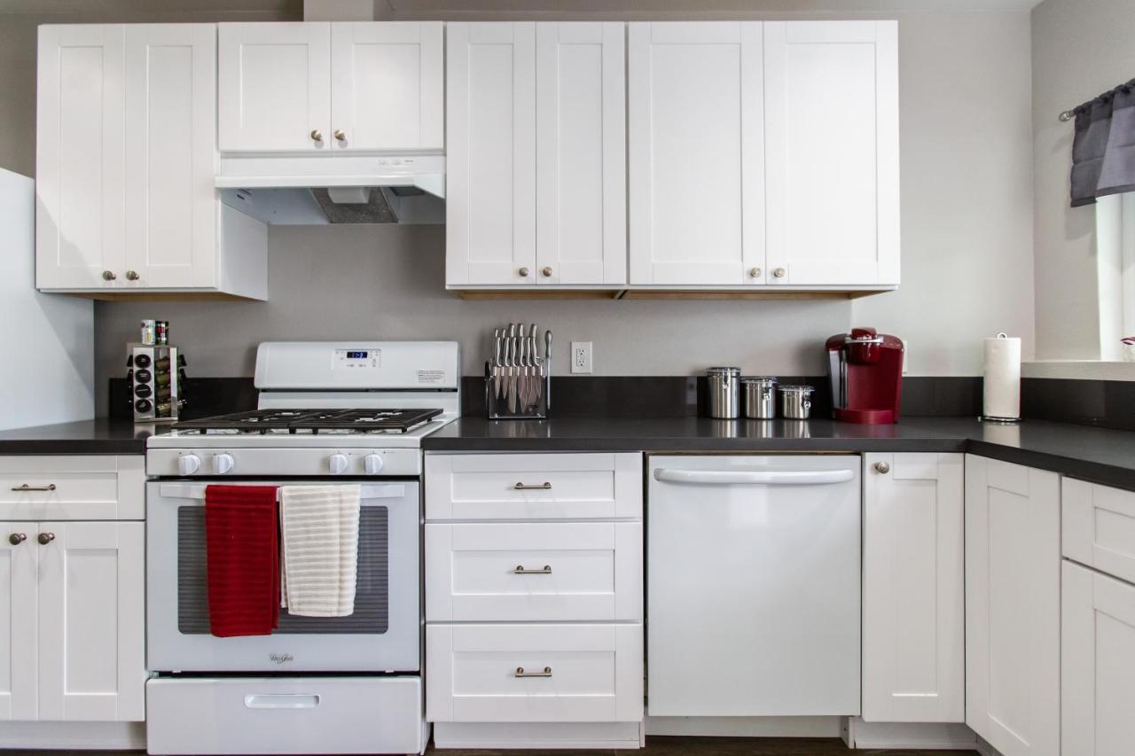 Long Beach Duplex King Bed Pet Friendly Nurses Surgeon Business Travelers Near St Marys Medical Center & Downtown Zewnętrze zdjęcie